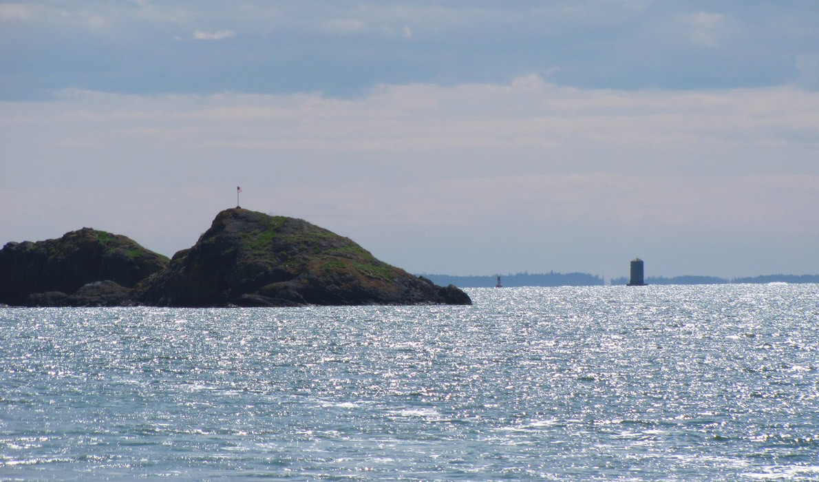 Approaching the Fox Island Thorofare