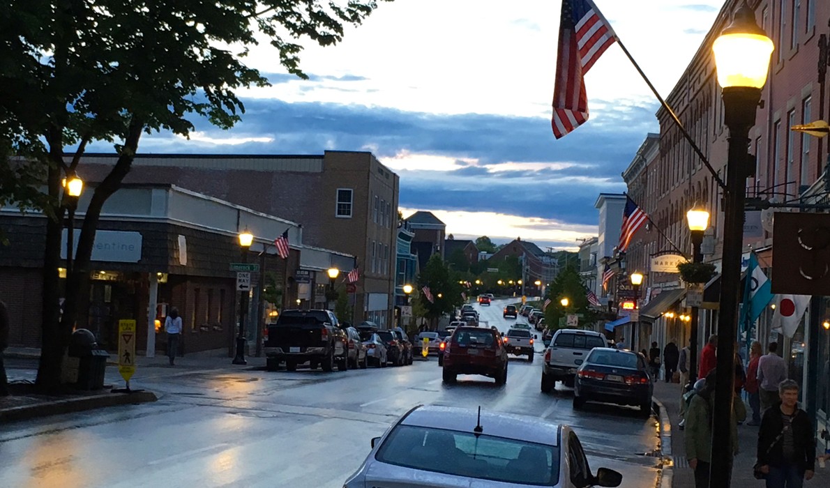 A Friday night "art walk" in Rockland.