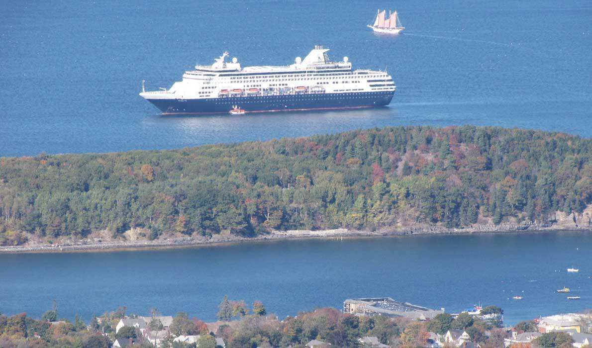 Cruise ship off MDI