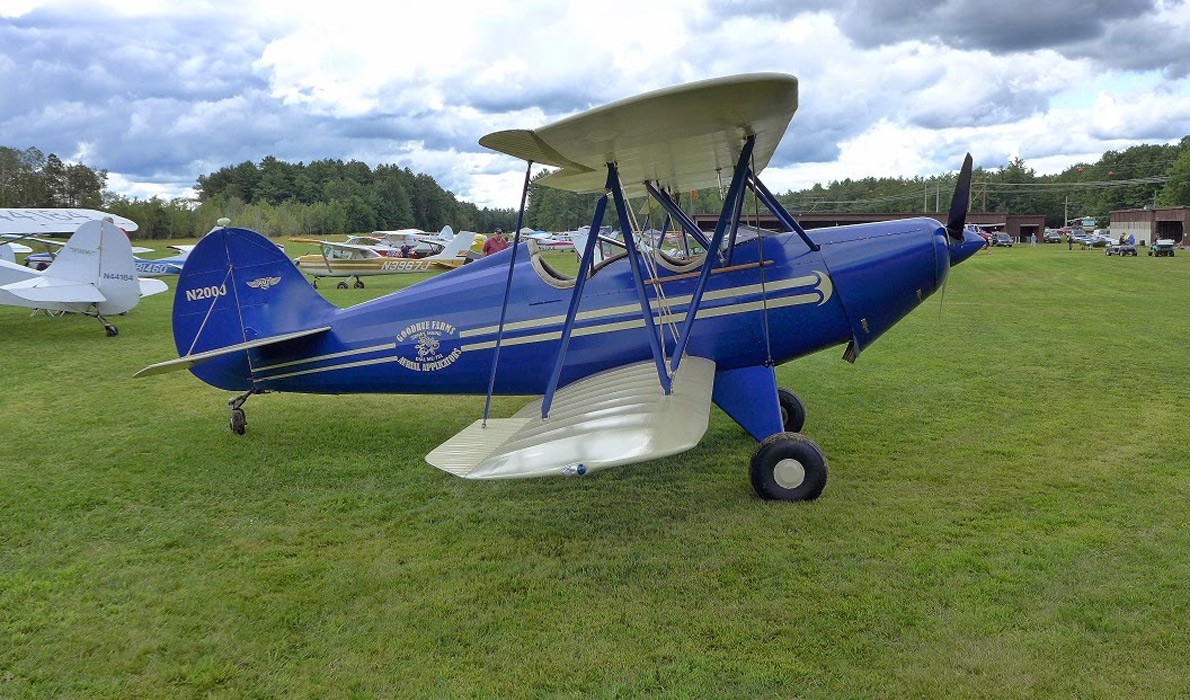 Amateur pilot fly-in