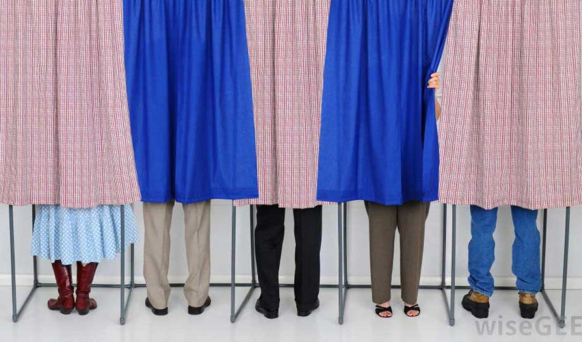 feet in voting booths